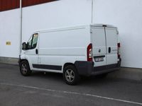 begagnad Fiat Ducato Van 3.0t 2.2 HDi Webasto 3-sits Komfortvägg AC