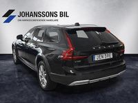Begagnad Volvo V90 CC Momentum 190 HK (139 kW) 2020 Svart Kombi