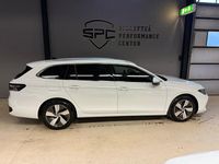 Begagnad VW Passat 150 HK (110 kW) 2024 Vit Kombi