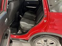 Begagnad Suzuki Vitara 140 HK (102 kW) 2019 Röd SUV
