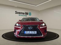 Begagnad Lexus NX300h 197 HK (144 kW) 2020 Matador red mica metallic SUV