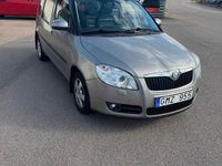 Begagnad Skoda Roomster 86 HK (63 kW) 2008 Ljusbrun (brun) Minibuss