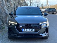 begagnad Audi e-tron 55 Quattro S-Line Advanced Fullspec 1Äg 4750kr/m