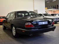 begagnad Jaguar XJ SOVEREIGN 4.0 V8 284 HK SKINN AC