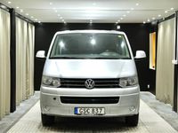 begagnad VW Caravelle TDI 8-sits Drag Svensksåld P-sensorer