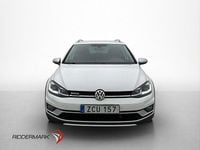 Begagnad VW Golf Alltrack 180 HK (132 kW) 2017 Vit Kombi
