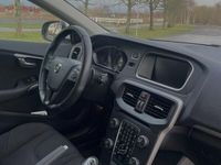 begagnad Volvo V40 T3 Kinetic Nyservad Nybesiktigad Drag