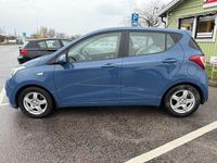 Begagnad Hyundai i10 67 HK (49 kW) 2014 Ljusblå Halvkombi