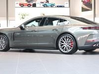 Ny Porsche Panamera 4S 2026 Grön Sedan