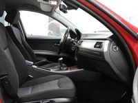 begagnad BMW 318 i Sedan Advantage Euro 4