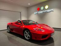 Begagnad Ferrari 360 400 HK (294 kW) 2002 Röd Cab