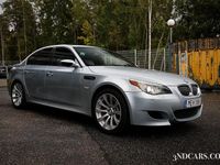 Begagnad BMW M5 507 HK (372 kW) 2006 Silver Sedan