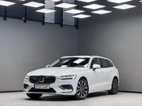 Begagnad Volvo V60 Core 253 HK (186 kW) 2022 Vit Kombi