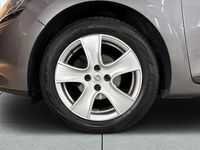 Begagnad Renault Clio GrandTour Dynamique 90 HK (66 kW) 2016 Grå Kombi