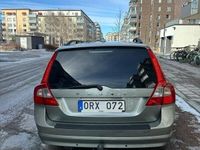 begagnad Volvo V70 2.4D Geartronic Momentum Euro 4