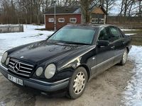 Begagnad Mercedes E320 220 HK (161 kW) 1996