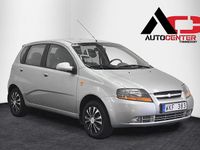 Begagnad Chevrolet Kalos 94 HK (69 kW) 2005 Silver Halvkombi