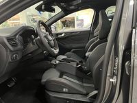 begagnad Ford Focus ST X Edition Panoramasoltak / Drag / Matrix LED/ B&O Ljudpaket