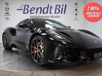 Ny Lotus Emira 407 HK (299 kW) 2025 Svart (cosmos black) Sportkupé
