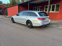 begagnad Mercedes E220 T d 9G-Tronic Euro 6 AMG Night Burmester