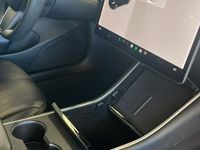 begagnad Tesla Model 3 Performance - 520HP