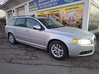 Begagnad Volvo V70 Momentum 145 HK (106 kW) 2009 Ljusgrå Kombi