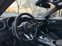 begagnad Alfa Romeo Giulia 2.0 Turbo 280hk Q4 Veloce - 5.420:- / mån