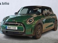 Begagnad Mini Cooper SE Essential 135 kW (184 HK) 2022 British racing grön Halvkombi