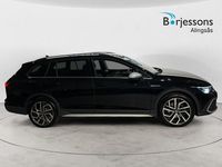 Begagnad VW Golf Alltrack 192 HK (141 kW) 2023 Svart Kombi