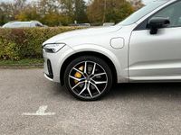 Begagnad Volvo XC60 405 HK (297 kW) 2022 Silver dawn SUV