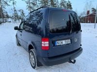 Begagnad VW Caddy 140 HK (102 kW) 2013 Minibuss