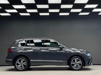 Begagnad VW Tiguan R-line 245 HK (180 kW) 2023 Mörkgrå SUV