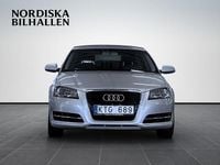 Begagnad Audi A3 Attraction 140 HK (102 kW) 2011 Silver Halvkombi