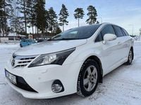 Begagnad Toyota Avensis Business Edition 124 HK (91 kW) 2012 Vit Kombi