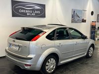 begagnad Ford Focus 1.8Flexifuel,Taklucka,Navi,Ny besiktad,Lågmil