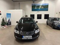 Begagnad Volvo V70 Momentum 150 HK (110 kW) 2016 Svart Kombi