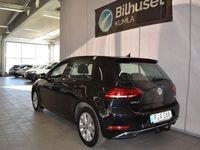 Begagnad VW Golf VII 110 HK (80 kW) 2017 Svart Halvkombi