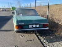 Begagnad Mercedes 240 1974