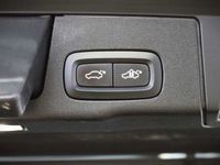 begagnad Volvo XC60 B4 AWD Inscription Drag 360 Pano B&W