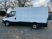 Begagnad Iveco Daily 136 HK (100 kW) 2018 Vit Van