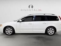 Begagnad Volvo V70 Kinetic 116 HK (85 kW) 2013 Vit Kombi