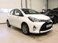 Begagnad Toyota Yaris Hybrid Active 101 HK (74 kW) 2015 Vit Halvkombi