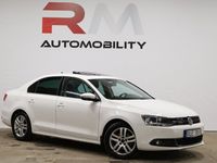 begagnad VW Jetta 1.6 TDI PREMIUM GT PAKET LÄDER TAKLUCKA