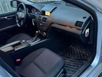 Begagnad Mercedes C220 170 HK (125 kW) 2009