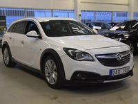 Begagnad Opel Insignia Country Tourer Business 163 HK (119 kW) 2013 Vit Kombi