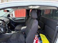 Begagnad Isuzu D-Max 200 HK (147 kW) 2014 Sedan