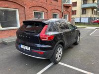 begagnad Volvo XC40 T2 Geartronic Momentum, Leather, Navi Pro, Klimat