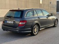 Begagnad Mercedes C220 AMG line 170 HK (125 kW) 2008 Grå