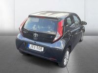 Begagnad Toyota Aygo X-play 72 HK (52 kW) 2019 Mörkgrå Halvkombi