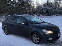 Begagnad Kia Ceed Sportswagon 128 HK (94 kW) 2012 Kombi